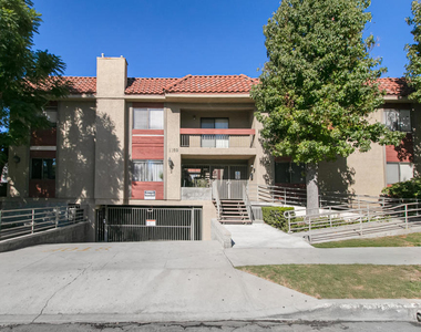 1169 Rosedale Avenue - Photo Thumbnail 13