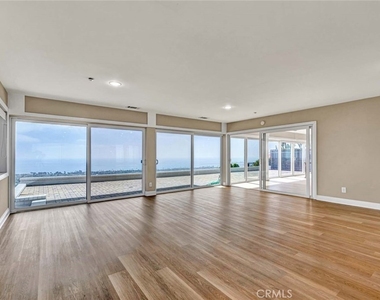 3921 Calle Real - Photo Thumbnail 19