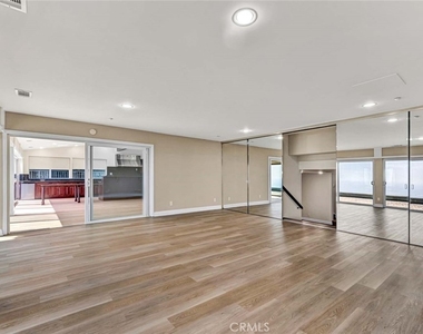 3921 Calle Real - Photo Thumbnail 18