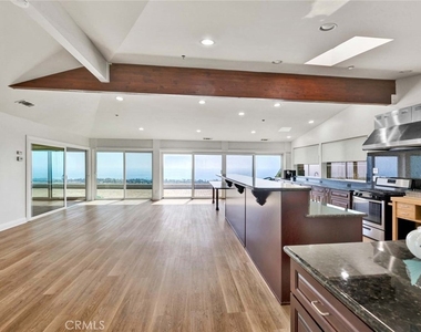 3921 Calle Real - Photo Thumbnail 12