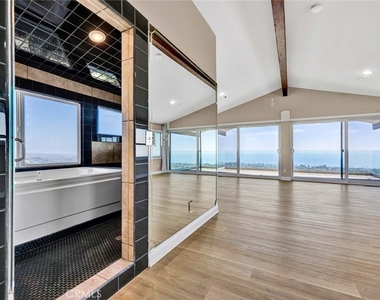3921 Calle Real - Photo Thumbnail 40