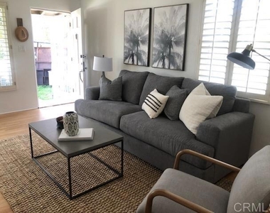 2252 Etiwanda Street - Photo Thumbnail 14