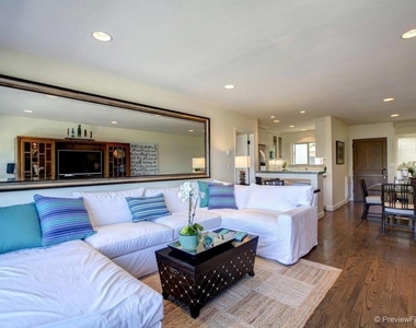 155 15th St - Photo Thumbnail 12
