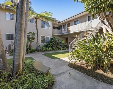 155 15th St - Photo Thumbnail 25