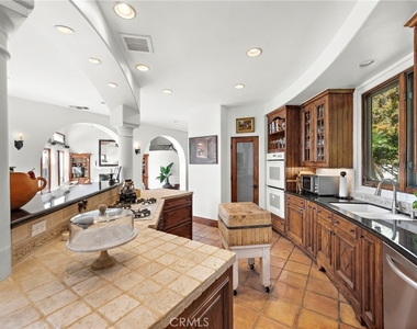 1280 Morningside Drive - Photo Thumbnail 11