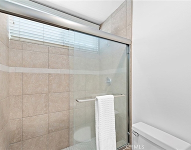 150 Cleo Street - Photo Thumbnail 28