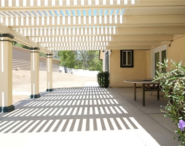 14105 Camino Del Oro - Photo Thumbnail 12