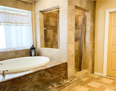 14105 Camino Del Oro - Photo Thumbnail 8