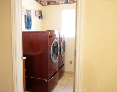 14105 Camino Del Oro - Photo Thumbnail 11