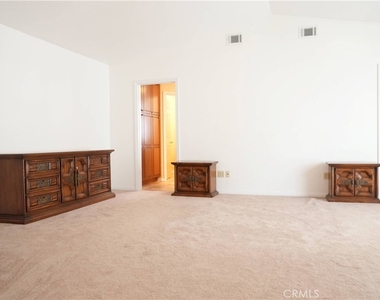 14105 Camino Del Oro - Photo Thumbnail 7