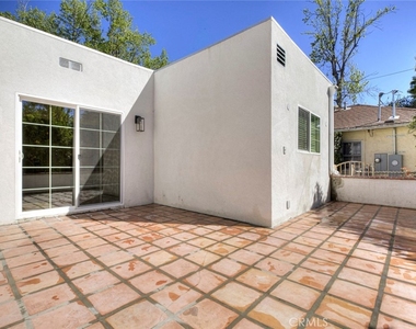 5709 Beck Avenue - Photo Thumbnail 26