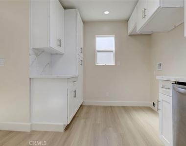 5709 Beck Avenue - Photo Thumbnail 10