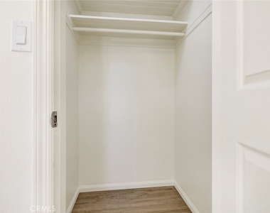 5709 Beck Avenue - Photo Thumbnail 18