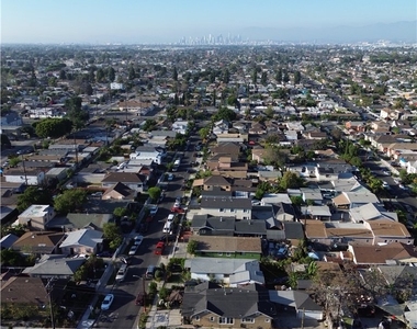 9310 Pace Avenue - Photo Thumbnail 18