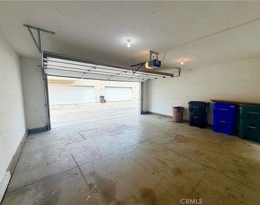 215 N Spruce Avenue - Photo Thumbnail 15