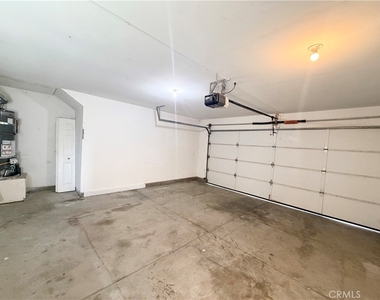 215 N Spruce Avenue - Photo Thumbnail 13