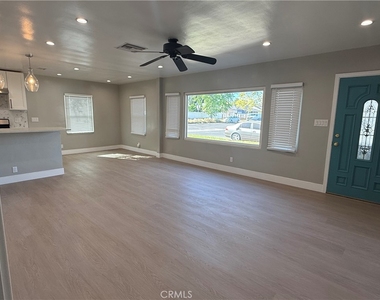 7358 Riverton - Photo Thumbnail 13