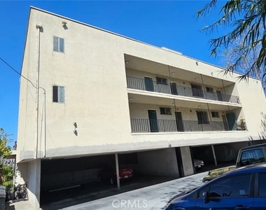 206 N Park View Street - Photo Thumbnail 19