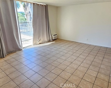 206 N Park View Street - Photo Thumbnail 9