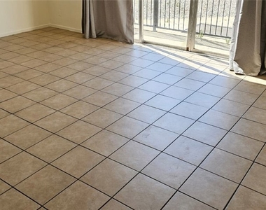 206 N Park View Street - Photo Thumbnail 10