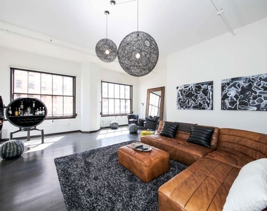 1645 N Vine Street - Photo Thumbnail 18