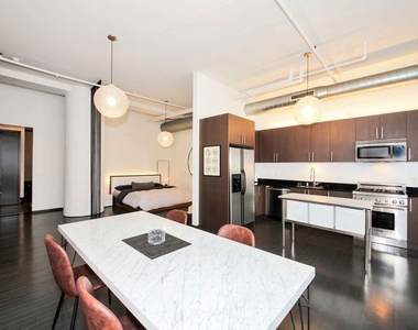 1645 N Vine Street - Photo Thumbnail 27