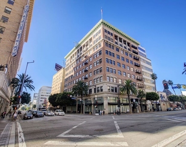 1645 N Vine Street - Photo Thumbnail 51