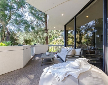 510 Leslie Lane - Photo Thumbnail 24