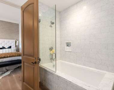 6110 Merritt Drive - Photo Thumbnail 31