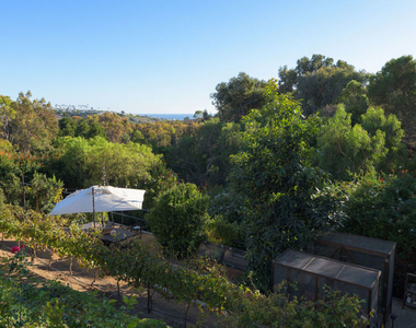 6110 Merritt Drive - Photo Thumbnail 45