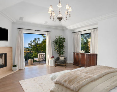 6110 Merritt Drive - Photo Thumbnail 17