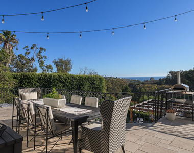 6110 Merritt Drive - Photo Thumbnail 11