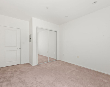 267 S San Pedro Street - Photo Thumbnail 25