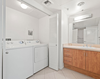 267 S San Pedro Street - Photo Thumbnail 28