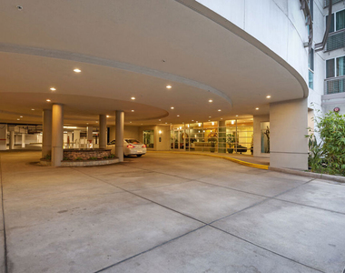 267 S San Pedro Street - Photo Thumbnail 4