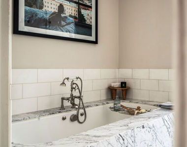 1424 N Crescent Heights Boulevard - Photo Thumbnail 15
