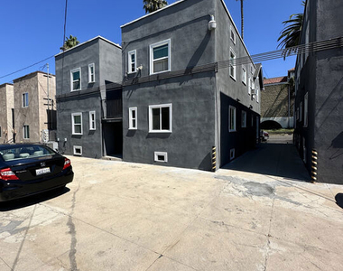 5528 Franklin Avenue - Photo Thumbnail 17