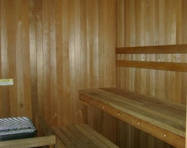 6708 Hillpark Drive - Photo Thumbnail 32