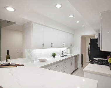 6708 Hillpark Drive - Photo Thumbnail 6
