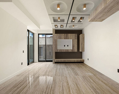 1021 N Ogden Drive - Photo Thumbnail 5