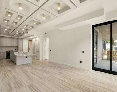 1021 N Ogden Drive - Photo Thumbnail 6