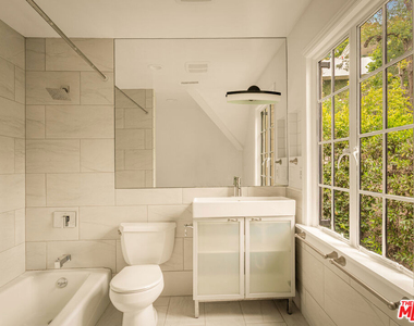 353 N Gunston Drive - Photo Thumbnail 27