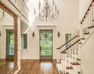 353 N Gunston Drive - Photo Thumbnail 5