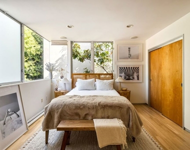 844 California Avenue - Photo Thumbnail 15