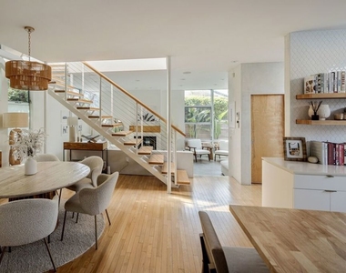 844 California Avenue - Photo Thumbnail 5
