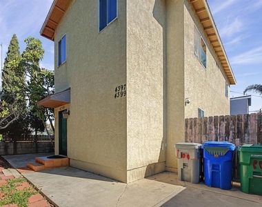 4397 Swift Ave - Photo Thumbnail 1