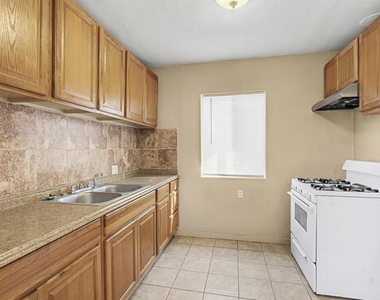 4397 Swift Ave - Photo Thumbnail 20