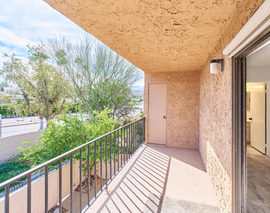 2420 Los Coyotes Drive - Photo Thumbnail 12