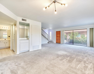2420 Los Coyotes Drive - Photo Thumbnail 23