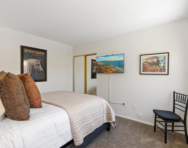 150 Willow Lake Drive - Photo Thumbnail 7